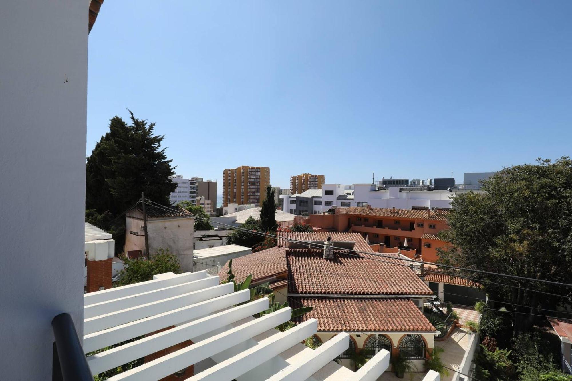 011 Bright And Spacious Villa With Private Pool Benalmádena Exteriör bild
