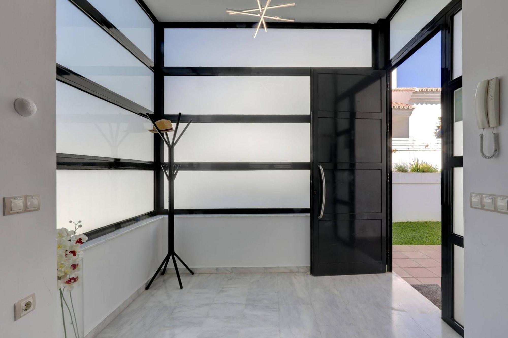 011 Bright And Spacious Villa With Private Pool Benalmádena Exteriör bild